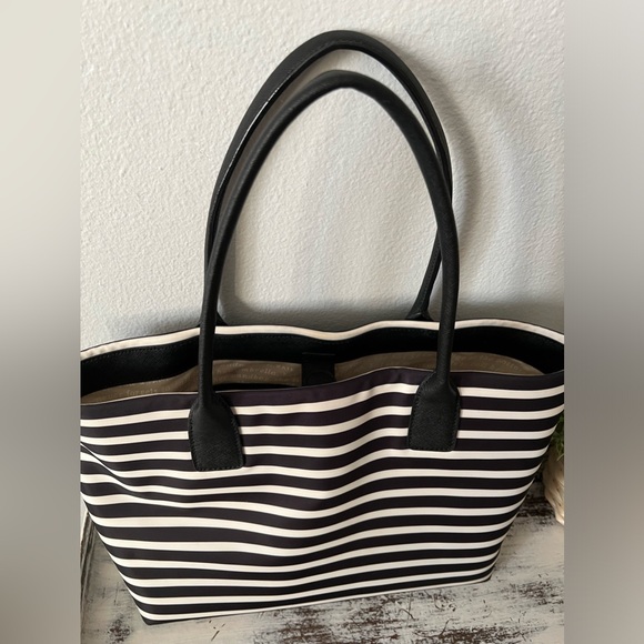 **SOLD**Kate Spade Nylon Tote Bag Black & White Striped Large Shoulderbag Purse - Picture 7 of 7
